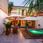 Hb3 Double Room With Private Bathroom Facing The Sea